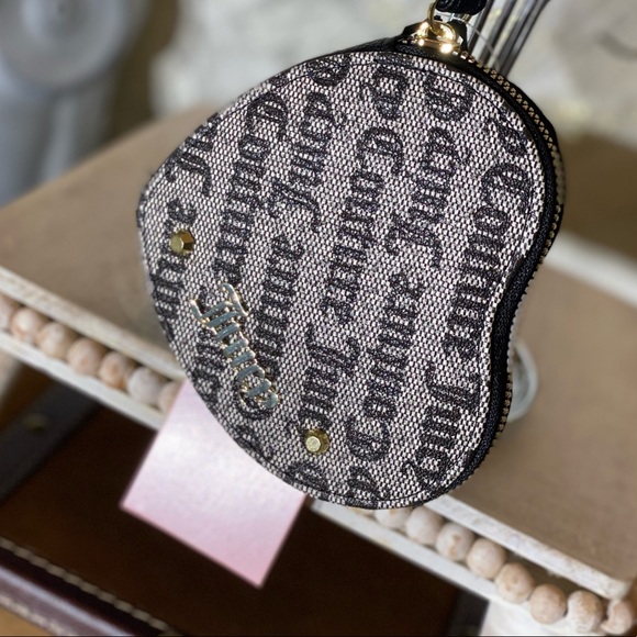 ⚡️Juicy Couture Wristlet - Picture 2 of 3